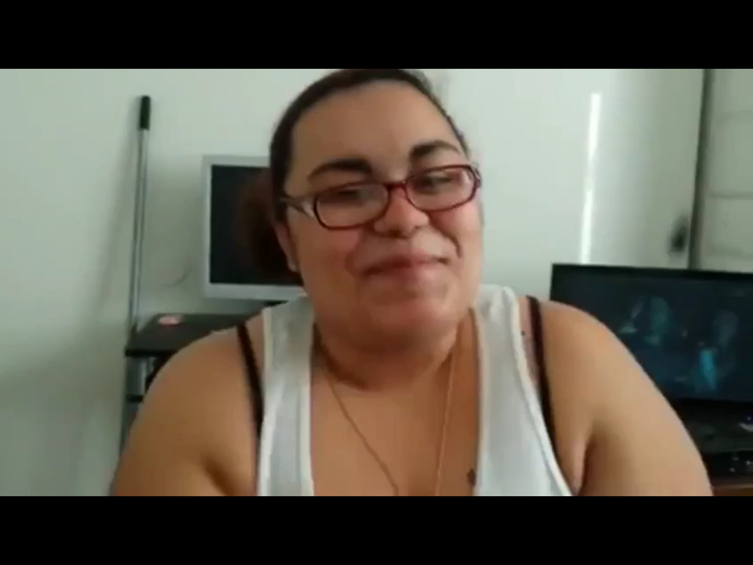 Cheating milf swallows all the evidence #4IDCYJ7G