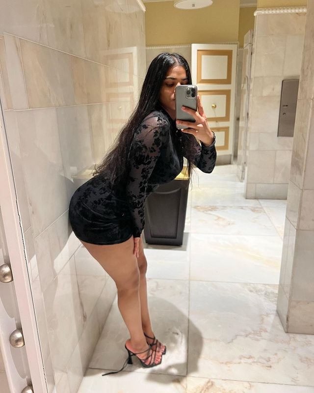 Sexiest Indian girl i ever seen #YFLZV6tK