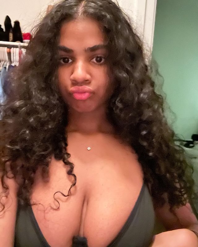 Sexiest Indian girl i ever seen #ihipIbm7