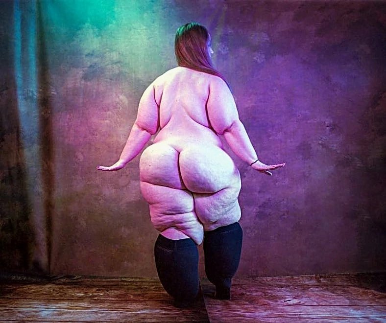 Big monster booty wooow #DX3Iac6i