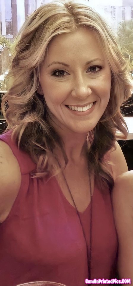 Best milf that's made me cum, can't stop cumming for her #KGdYFjsn