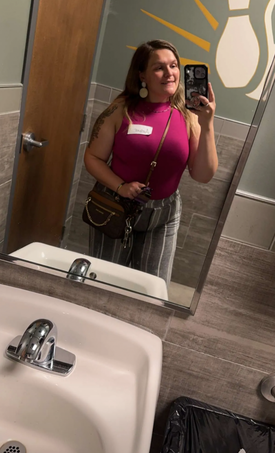 Smoken Hot country MILF #FHiGdrnr