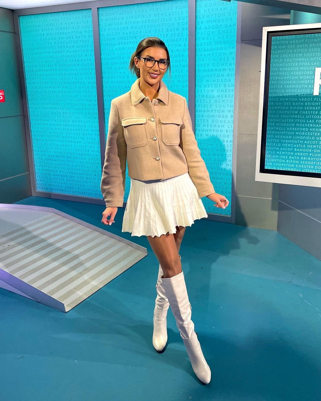Kate Tracey #8AM5Yj3s