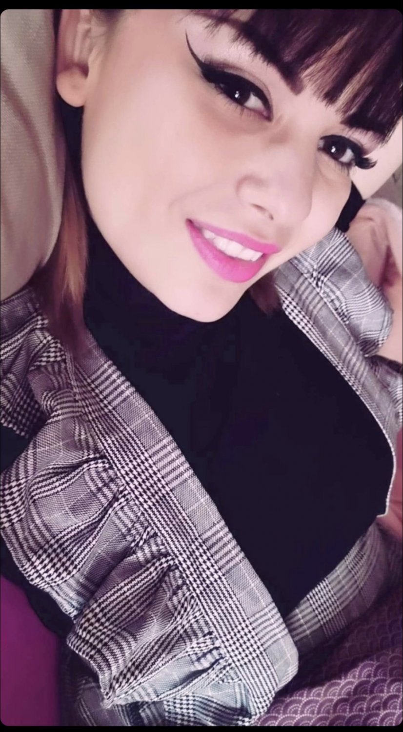 Cute and sexy irl with fringe #V0rA6NTM