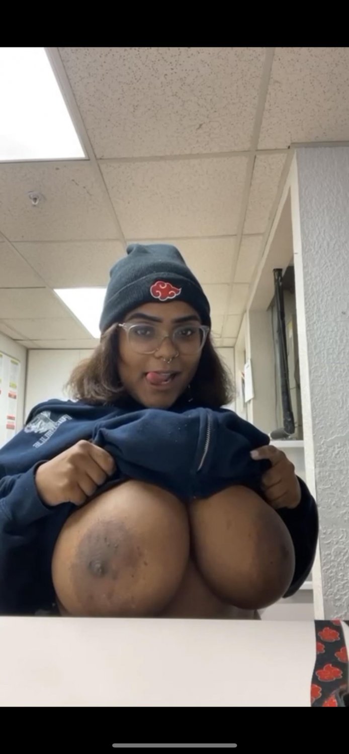 Big tit slut #C60Vp5a3