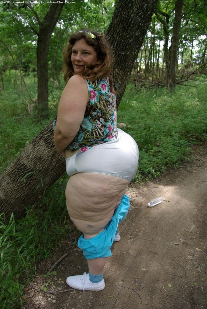 bbw-cajun-in-satin-panties-taking-a-shower-v0-us1k3esu3mf81 #aU73dmvq
