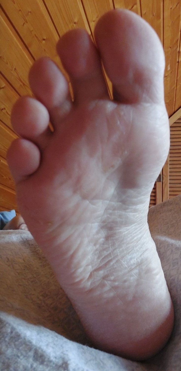 Feet and soles fetish #LKqQtvVp