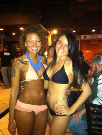 Gf and waitress Mikayla wants to know if she should show her Bf #DQaISAsJ