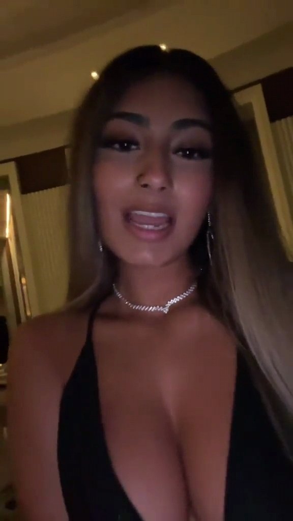 Sexy Ass Desi Chick #lPnqhMTN