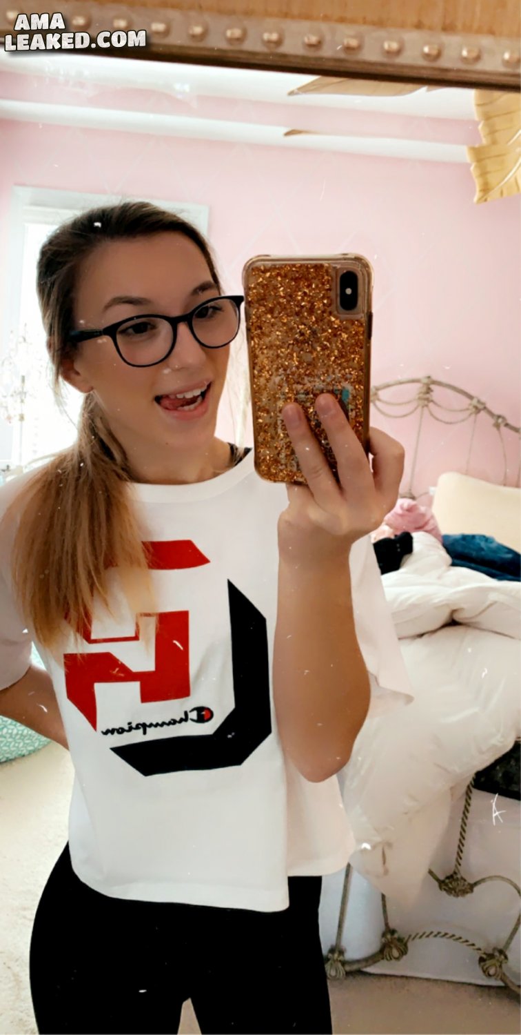 π
»π
΄π
°π
Ίπ
΄π
³ - Emily S #2 #PyZ4tSWC