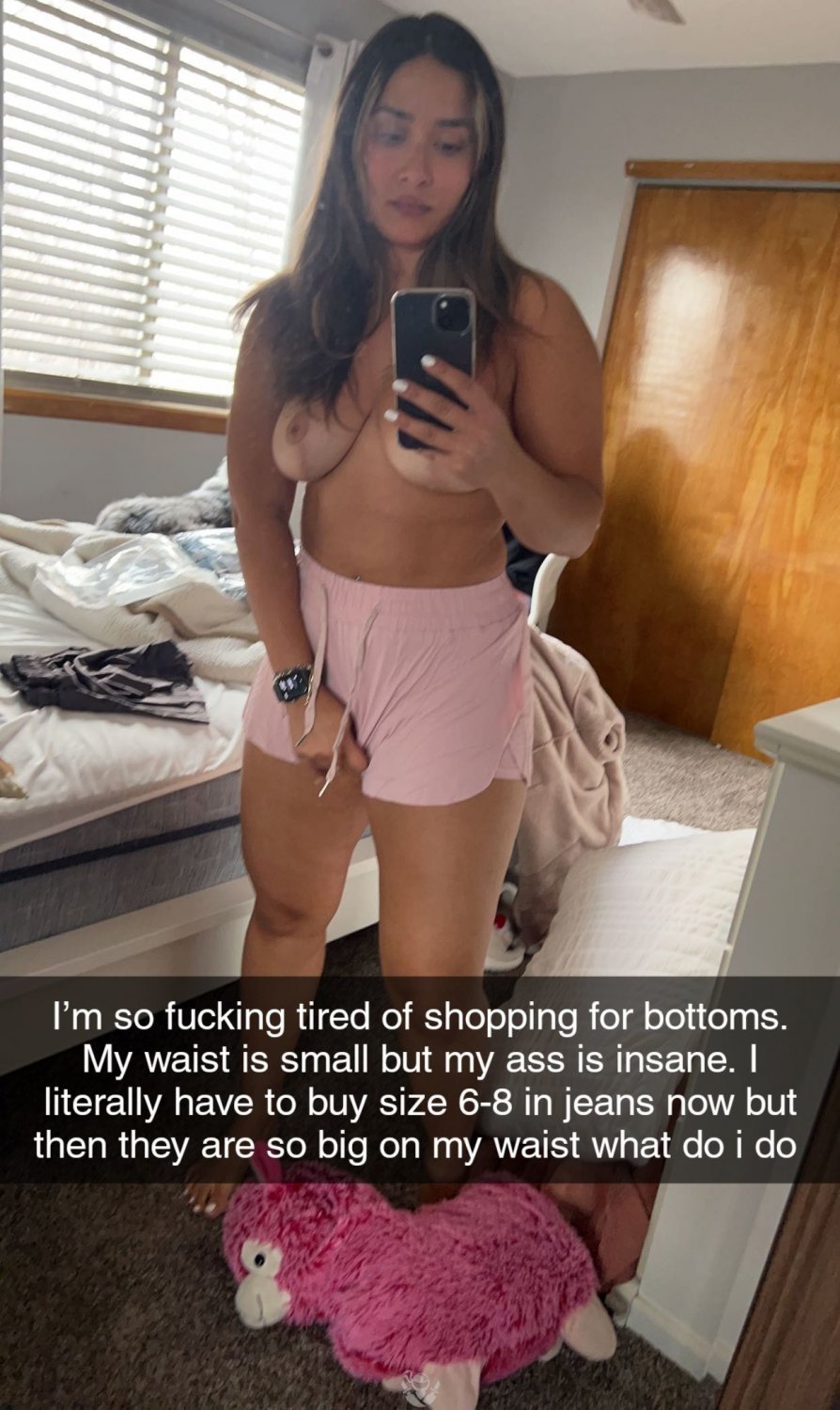 Hot college gym rat loves showing off. #M4N4wzPh