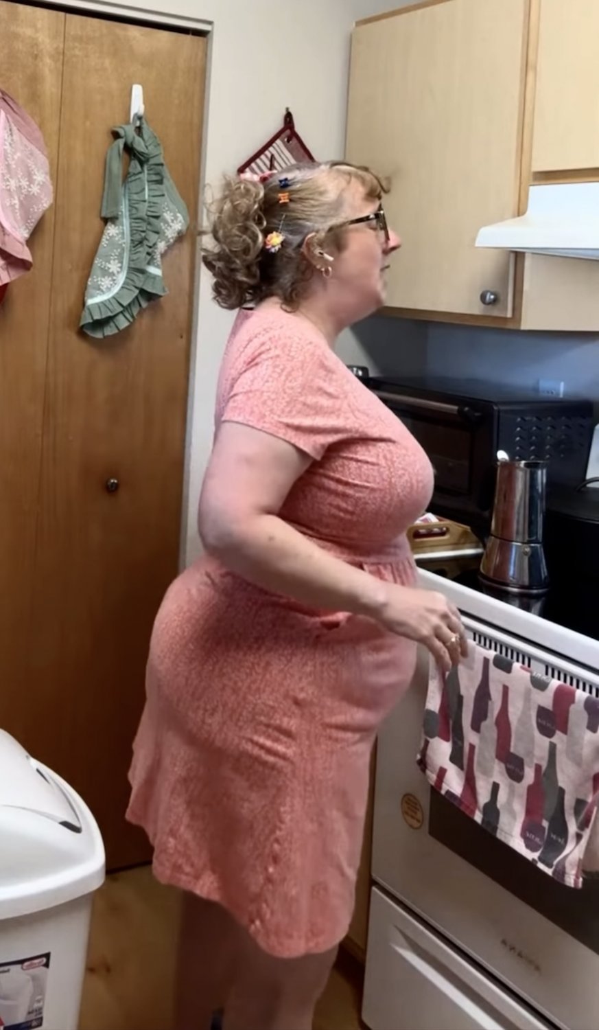 Granny With A Huge Ass #hqahS1gX