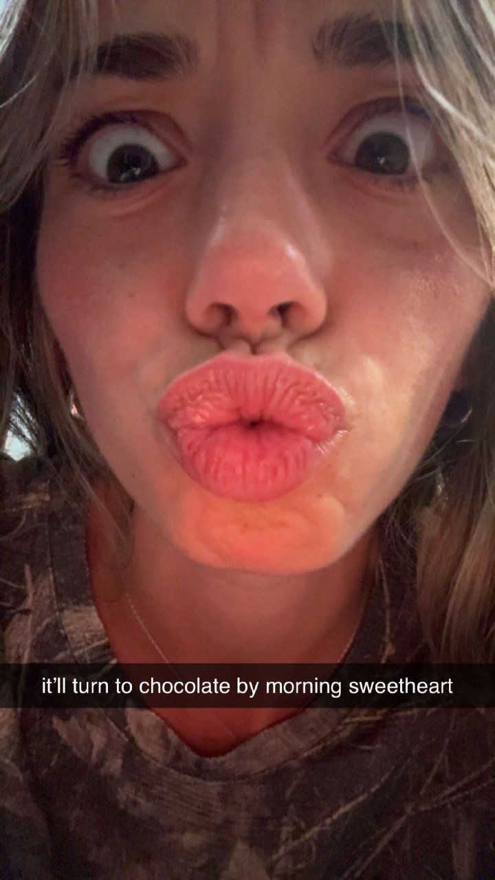 Sadie Best Pics to Tribute + Slideshow #AxQ6z4Xq