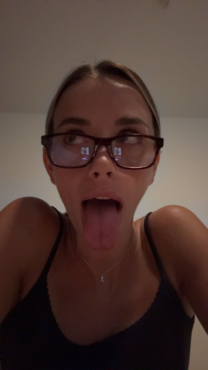 Sadie Best Pics to Tribute + Slideshow #ysrn3rQJ