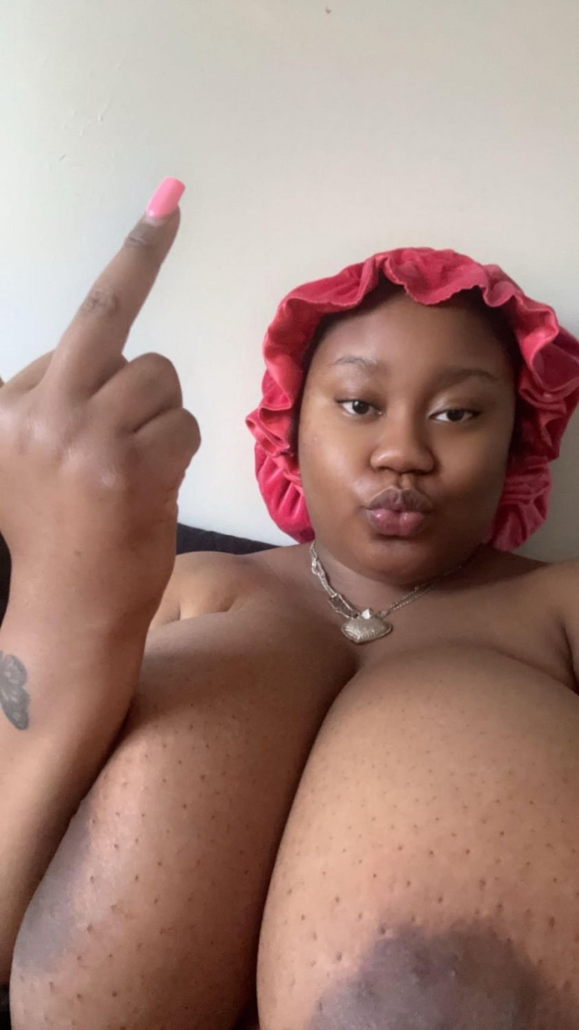 H U G E chocolate floppers on beautiful model - qᴉƃ ɹǝƃƃ #jW6P5Z98